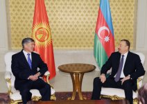 Состоялась встреча один на один президентов Азербайджана и Кыргызстана (ФОТО)