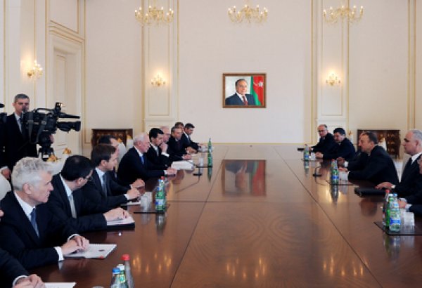Президент Азербайджана принял украинскую делегацию во главе с премьер-министром Украины