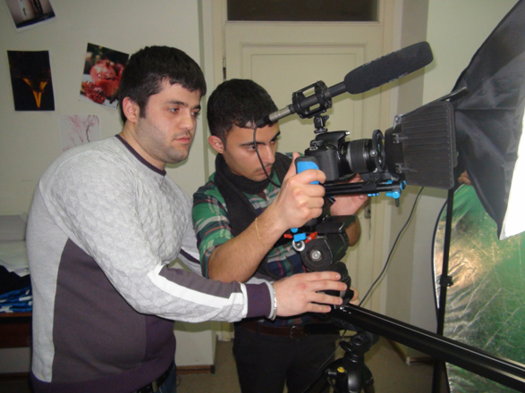 Представители азербайджанского бомонда в проекте "Международный день аутизма" (фото)