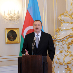 Президент Ильхам Алиев: Связи между Чехией и Азербайджаном развиваются очень динамично и стремительно (ФОТО)