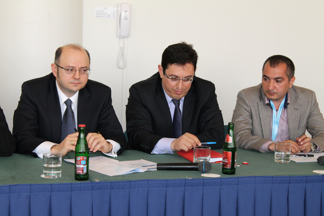 Ambassadors and Azerbaijani students studying abroad meet within ASAIF forum (PHOTO) - Gallery Image