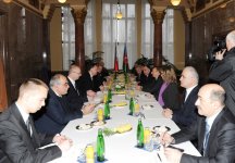 Azərbaycan Prezidenti Çexiyanın Baş naziri ilə görüşüb (FOTO)