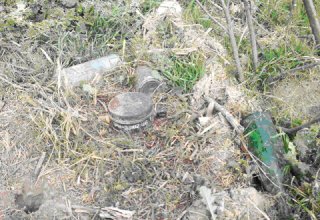 Armenian separatists claim to mine all paths from Azerbaijan to Kalbadjar district