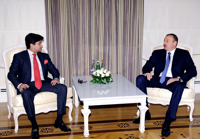 Azerbaijani President receives Indian Minister of State for Commerce and Industry