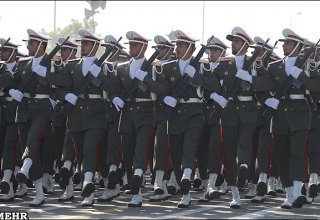 Иран представил новинки техники на военном параде (версия 2)(ВИДЕО)(ФОТО)