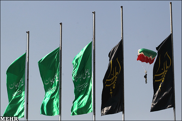 Иран отмечает День национальной армии (ФОТО)