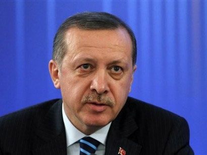 Turkish PM presents diploma to Azerbaijani Lieutenant