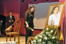 В Баку прошел вечер памяти талантливого педагога и профессионального  пианиста Айтекин Гасановой (ФОТО)