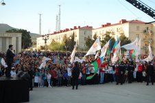 В Азербайджане проходит концерт, посвященный "Евровидению 2012" (фото)