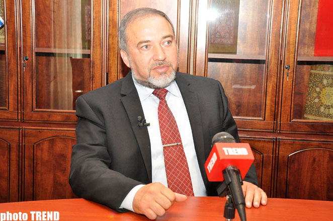 Азербайджан мог бы стать посредником между Израилем и арабским миром – глава МИД Либерман  (ФОТО)