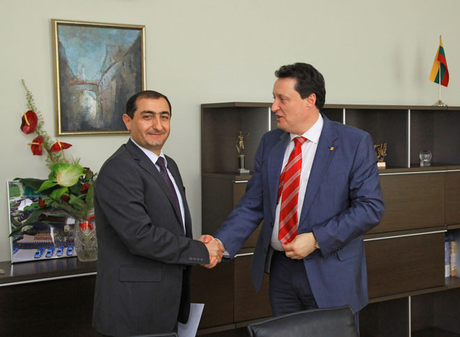 Azerbaijan, Lithuania discuss prospects for cooperation (PHOTO)