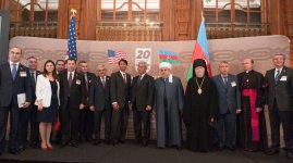 Азербайджанская делегация встретилась с губернатором американского штата Луизиана (ФОТО)