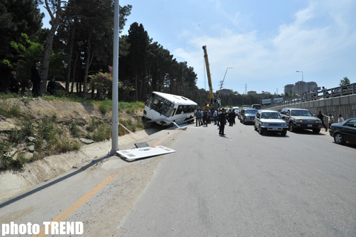 Road Police releases official information with regard to accident in Baku (version 3) (PHOTOS)
