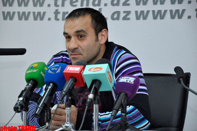 Azerbaijani boxer to compete with Armenian rival (PHOTO)