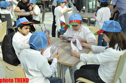В Баку состоялся концерт для детей, посвященный "Евровидению-2012"  (фотосессия)