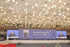 Ramiz Mehdiyev: Azərbaycan enerji təhlükəsizliyi sahəsində aparıcı söz sahibinə çevrilib (FOTO) - Gallery Thumbnail
