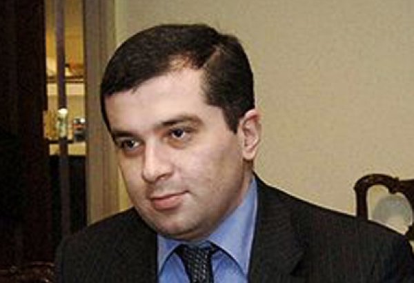 Кандидат в президенты от партии Саакашвили предлагает премьеру встречу по экономической проблематике