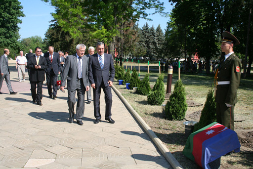 В Молдове открыли Азербайджанскую аллею шехидов (ФОТО)