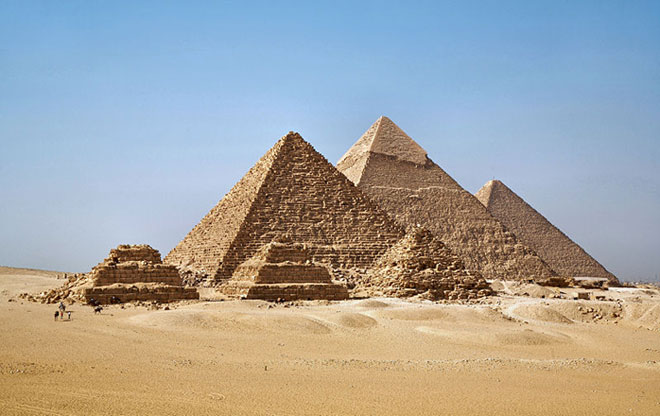 Египетские пирамиды отсканируют при помощи космических лучей