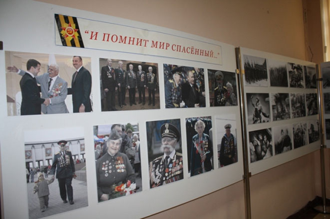 В Баку состоялось открытие фотовыставки, посвященной Дню Победы (фото)