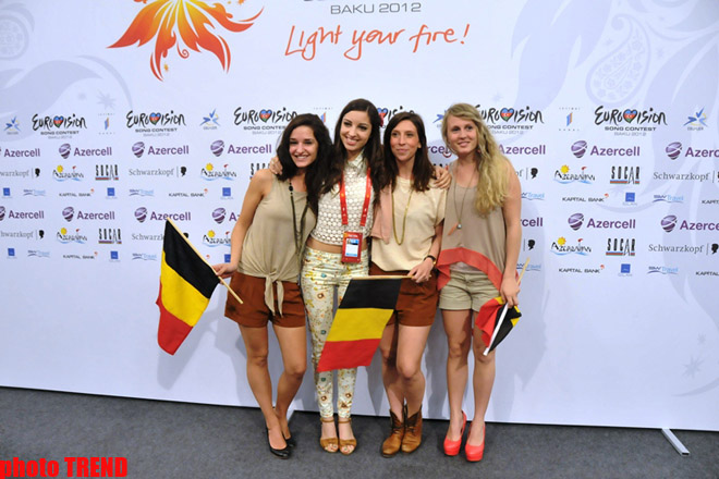 Состоялась пресс-конференция представительницы Бельгии на "Евровидении" (фотосессия)
