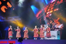 Rusiyanı "Eurovision"da təmsil edən nənələr ilk repitisiyasını keçirib (FOTO)