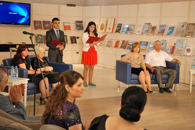 Azərbaycan Diplomatik Akademiyasında ikinci ədəbiyyat məclisi keçirilib (FOTO) - Gallery Image