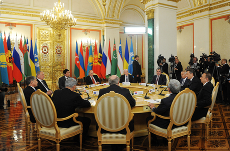 Президент Ильхам Алиев принял участие в неформальном заседании Совета глав государств стран-членов СНГ (ФОТО)