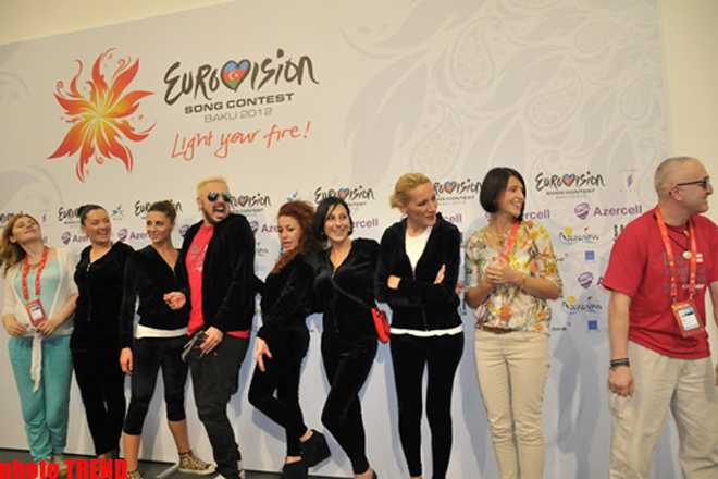 Участник "Евровидения-2012"  мечтает о доме в Азербайджане (фотосессия)