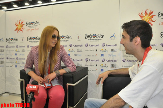 Bosniya və Herseqovinanın "Eurovision 2012" təmsilçisi: Bakı və Sarayevo qardaş şəhərlərdir (MÜSAHİBƏ) (FOTO)