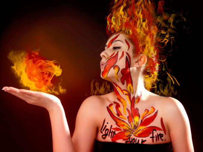 Аян Бабакишиева реализовала креативный проект - "Огненный цветок" и "Light your fire" (фотосессия)