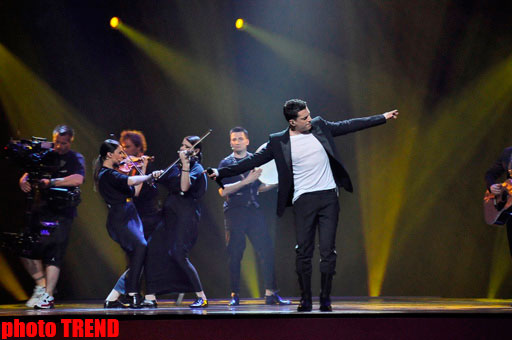 Участники второго полуфинала "Евровидения 2012" предстали в сценическом наряде (ФОТО)