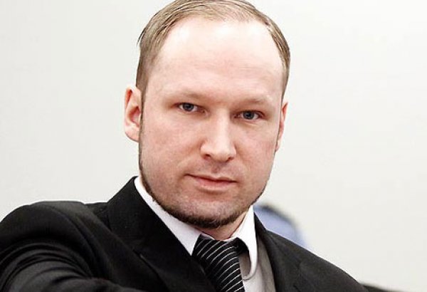 Норвежский террорист Брейвик подаст в суд на власти за "бесчеловечные" условия в тюрьме