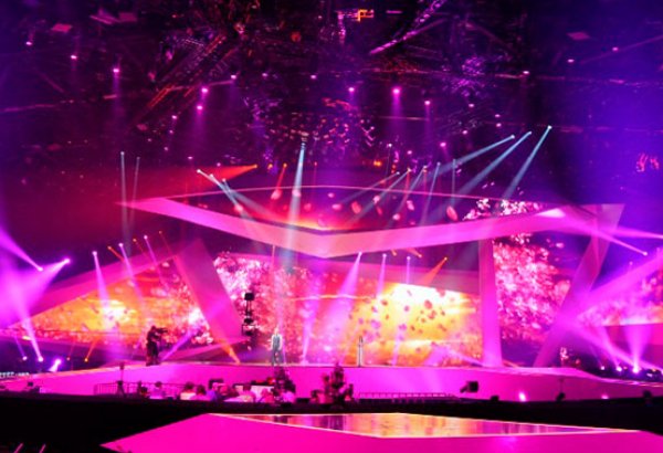 Guests to be greeted with fireworks at opening of Eurovision song contest 2012 grand final