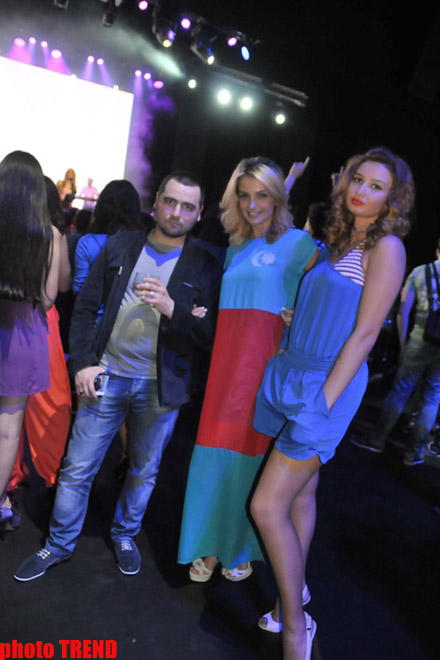 Нигяр Джамал и Дима Билан презентовали в Баку клип "Обними меня" (фотосессия)