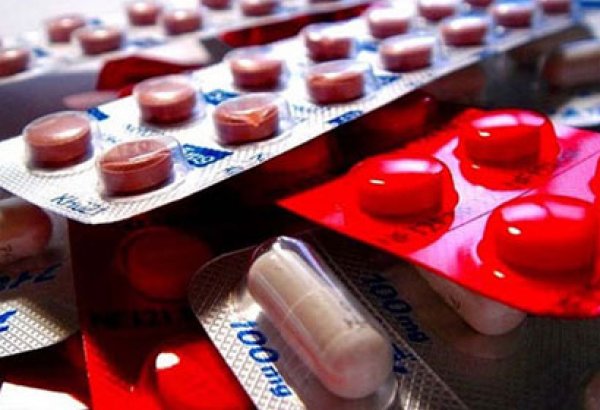 Тарифный совет Азербайджана: Государство регулирует цены на более чем 10 тысяч лекарств