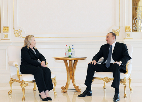 Ильхам Алиев и Хиллари Клинтон обсудили конфликт в Нагорном Карабахе и энергосотрудничество