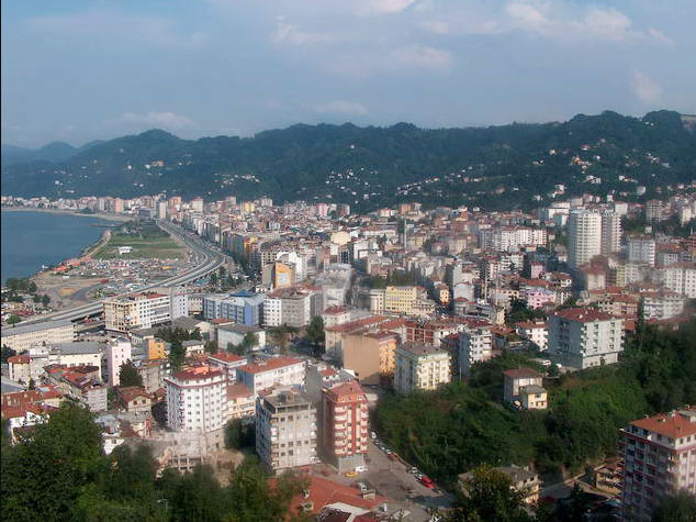 Trabzon'da FETÖ'cü darbe girişimi protesto edildi