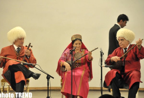 В Баку состоялся концерт фольклорной музыки Туркменистана (ФОТО)