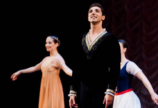 Ульви Азизов выступил на гала-концерте звезд мира "Etoile Ballet Gala" в Эстонии