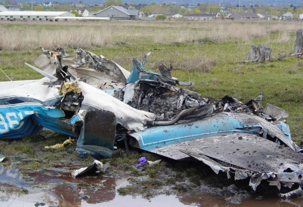 Обнародованы предварительные итоги расследования крушения самолета в Казахстане