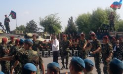 Намиг Гарачухурлу выступил с концертом перед солдатами (фотосессия)