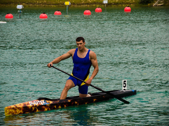 Азербайджанский спортсмен вышел в финал соревнований по гребле