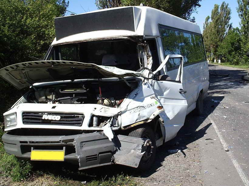 На севере Кипра разбился школьный автобус, есть погибшие