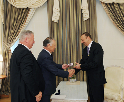 Президент Азербайджана принял президента и генсека Всеобщей конфедерации профсоюзов