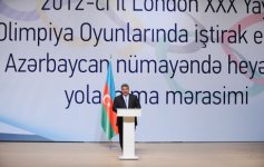 Azerbaijani President and his spouse attend seeing off ceremony of Olympic athletes (PHOTO)