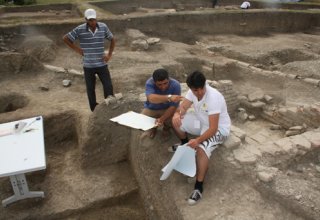 В Азербайджане обнаружено захоронение в форме лабиринта, относящееся к эпохе бронзы