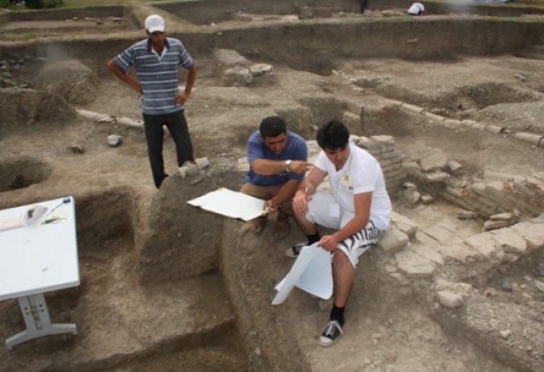 Labyrinth-shaped burial place discovered in Azerbaijan