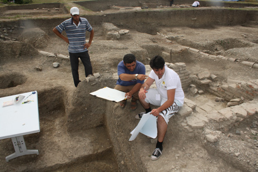 Labyrinth-shaped burial place discovered in Azerbaijan