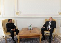 Президент Азербайджана принял верительные грамоты посла Индии